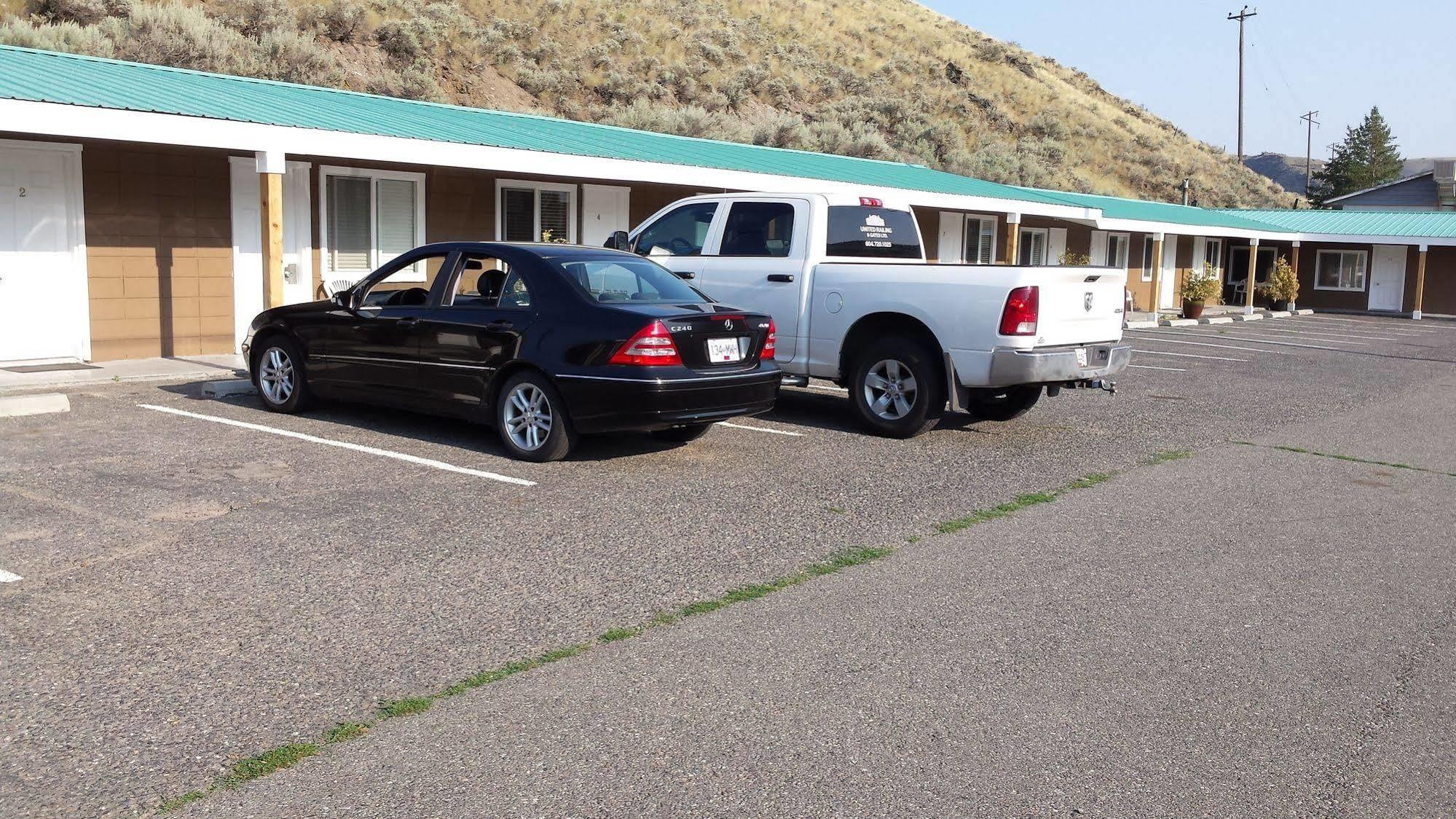 Sunset Motel Cache Creek Extérieur photo